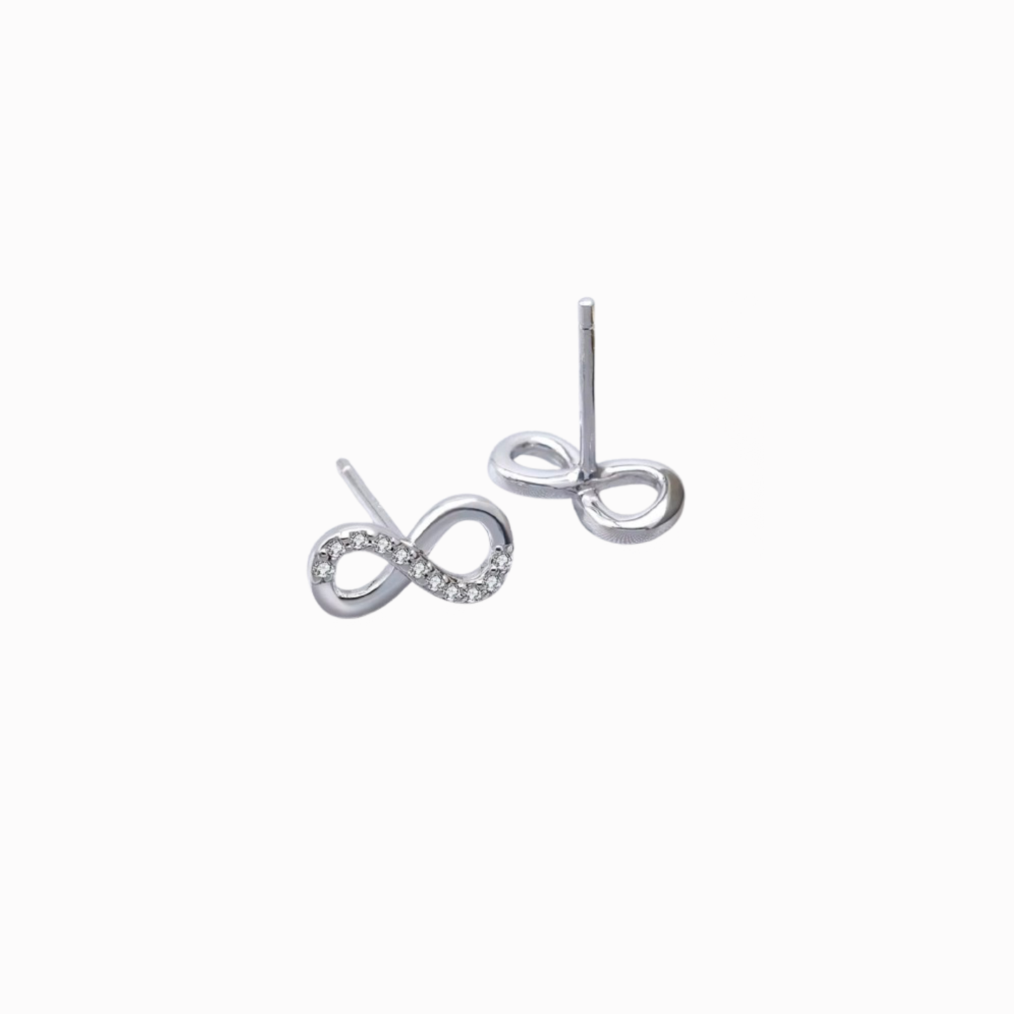 Infinity-örhängen i 925 sterlingsilver med gnistrande kubisk zirkonia