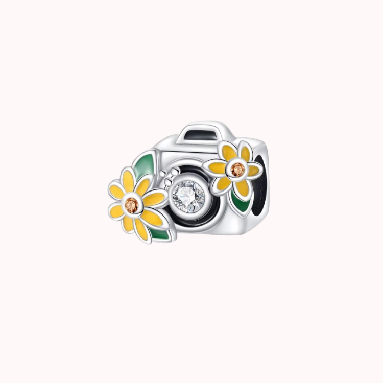 Kamera-Berlock med Blommor