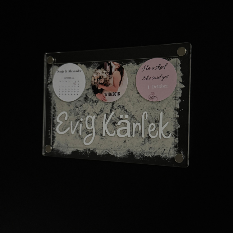 Akrylmagnet med eget foto och text